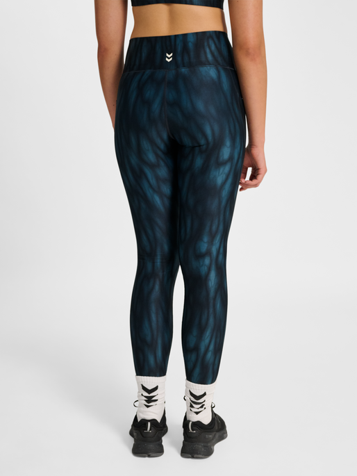 hmlHIIT AOP INTENSITY HW TIGHTS, STARGAZER, model