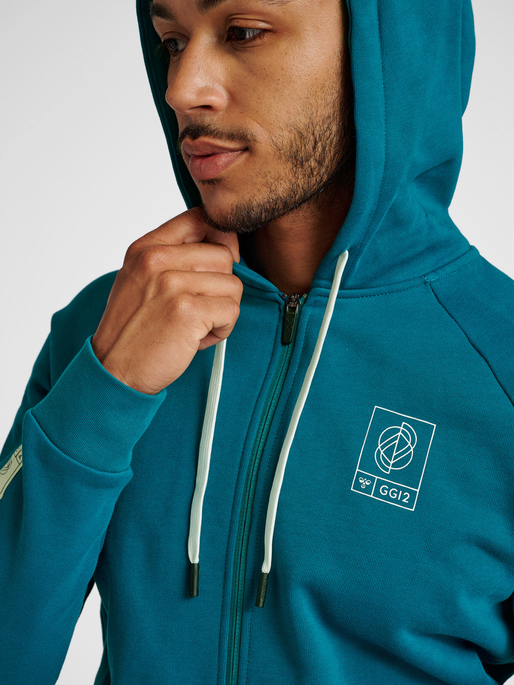hmlGG12 SWEAT ZIP HOODIE, 7161, model