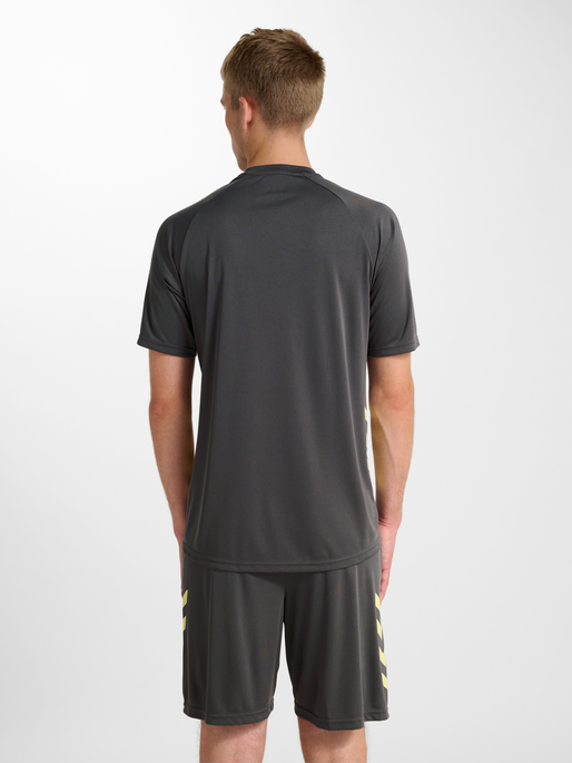 hmlPROMO SET, BLACKENED PEARL, model