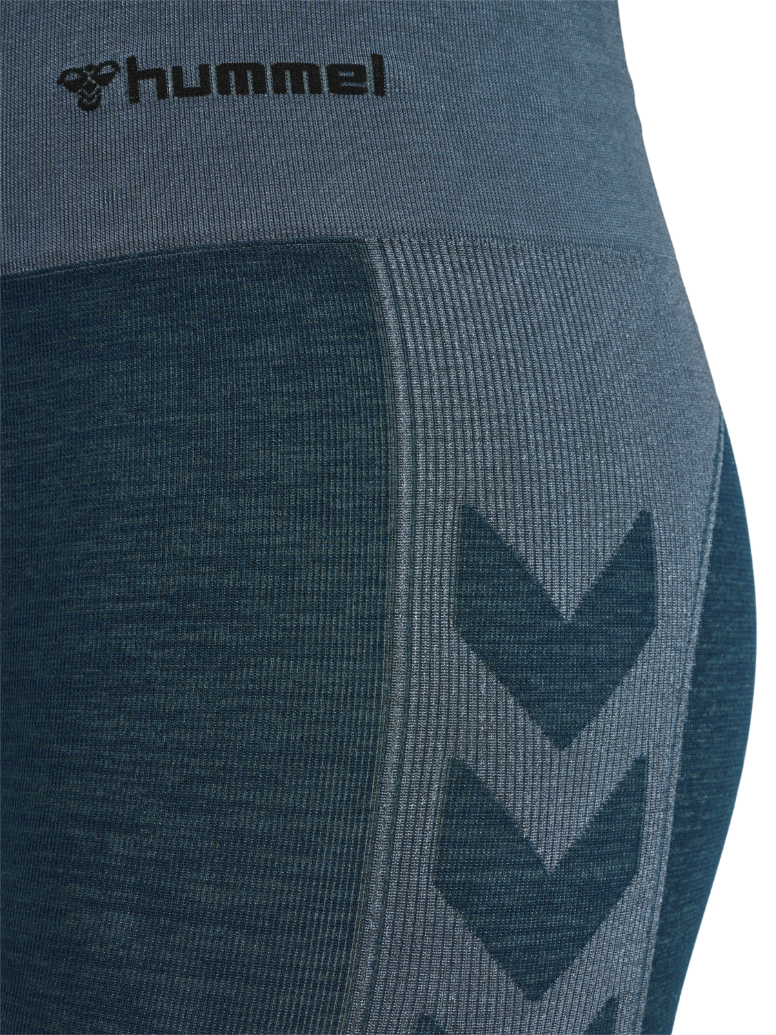 hmlCLEA SEAMLESS CYCLING SHORTS, DARK SEA, packshot