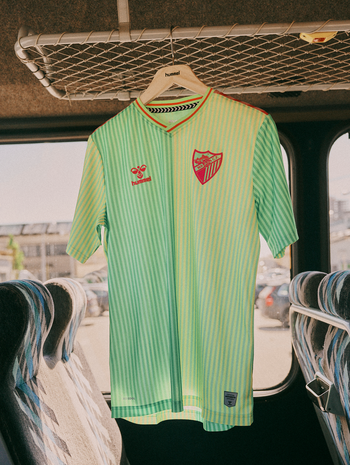 MCF 23/24 AWAY JERSEY S/S, GREEN GECKO UNSPONSORED, model