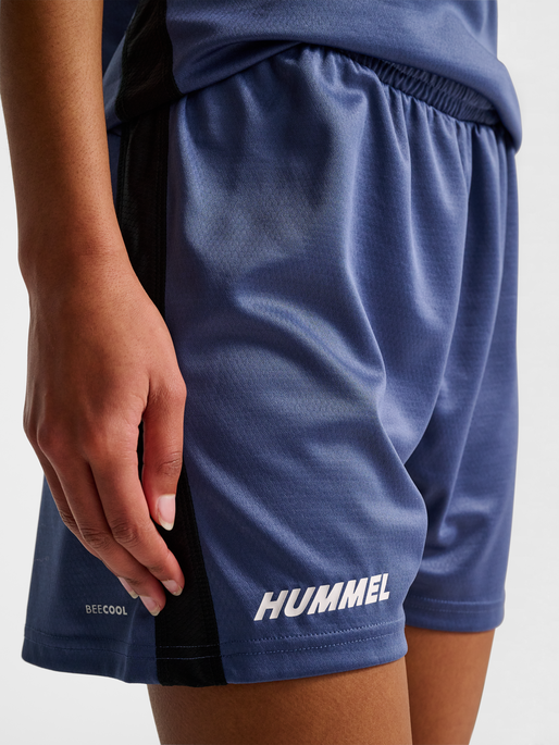 hmlMULTI PL SHORTS WOMAN, BLUE INDIGO, model