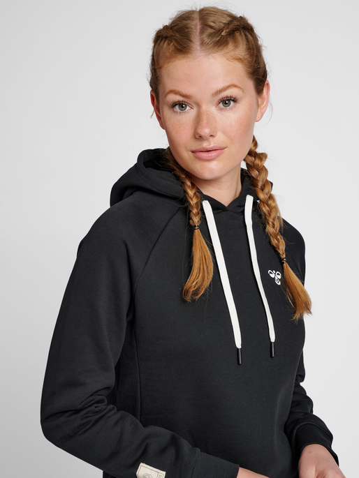 hmlGG12 SWEAT DRESS WOMAN, 2001, model