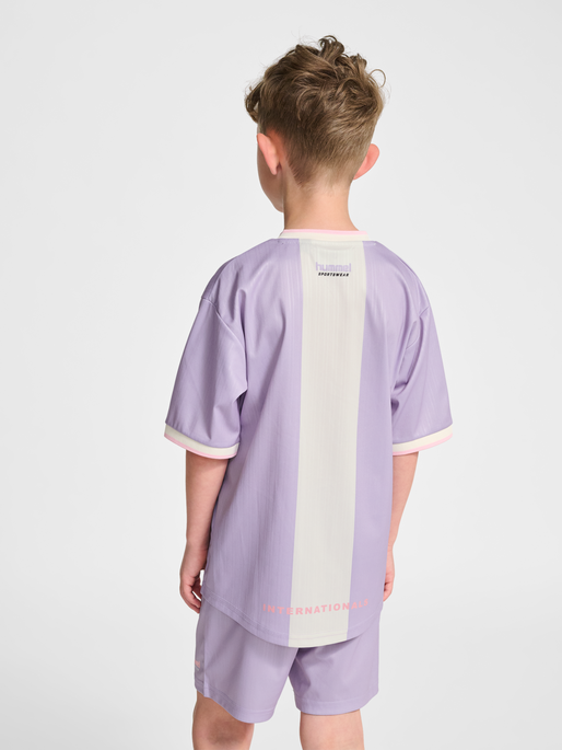 hmlJR LOOSE BALL  JERSEY S/S, LAVENDER, model
