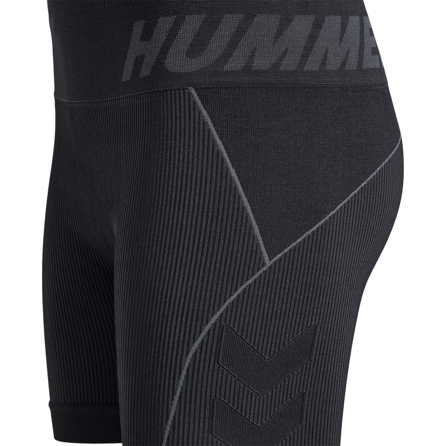 hmlTE CHRISTEL SEAMLESS SHORTS, BLACK/ASPHALT MELANGE, packshot