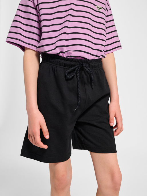 hmlJR LOOSE STRIPED SET BEE, SMOKY GRAPE, model