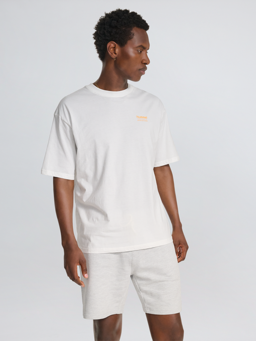 hmlLOOSE T-SHIRT S/S HSW FOOTBALL, BLANC DE BLANC, model