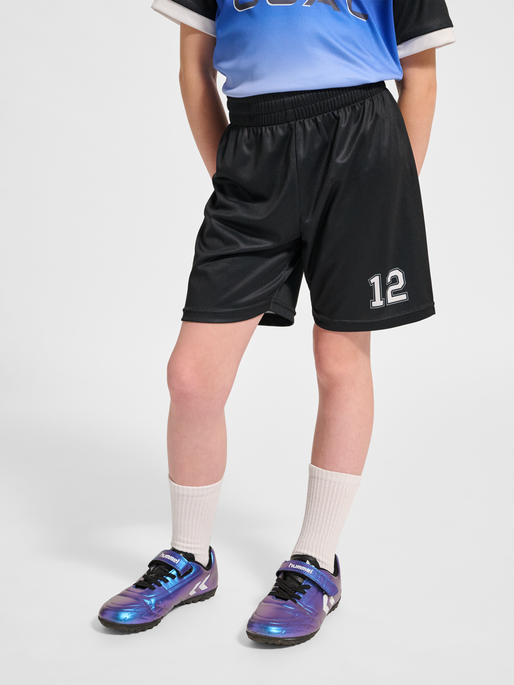 hmlSHIMMER SHORTS, BLACK/WHITE, model