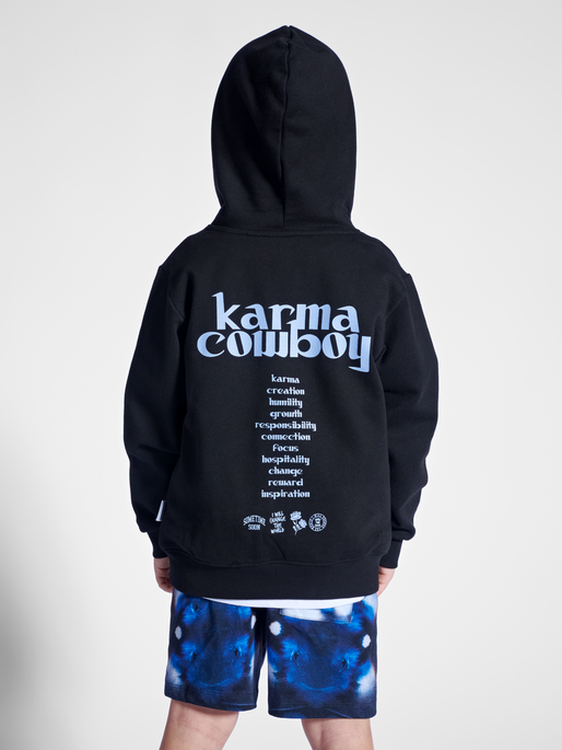 stmKARMA HOODIE, BLACK, model